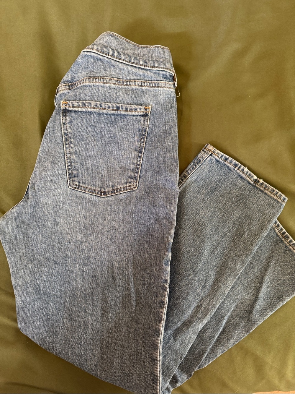 Old Navy Boyfriend Jeans in Light Blue Wash